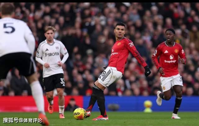 随着一场3-2!曼联绝杀富勒姆,反超切尔西+利物浦!冲到英超第4